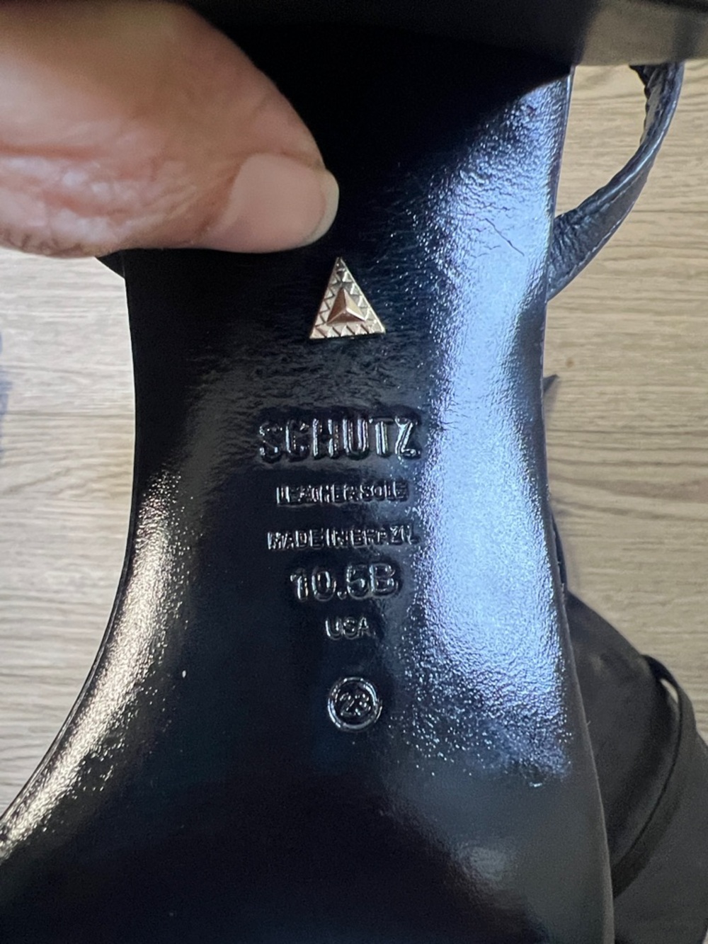 SCHUTZ NWOB Black Leather Kendall Mid Block Square-Toe Sandals - Picture 6 of 7